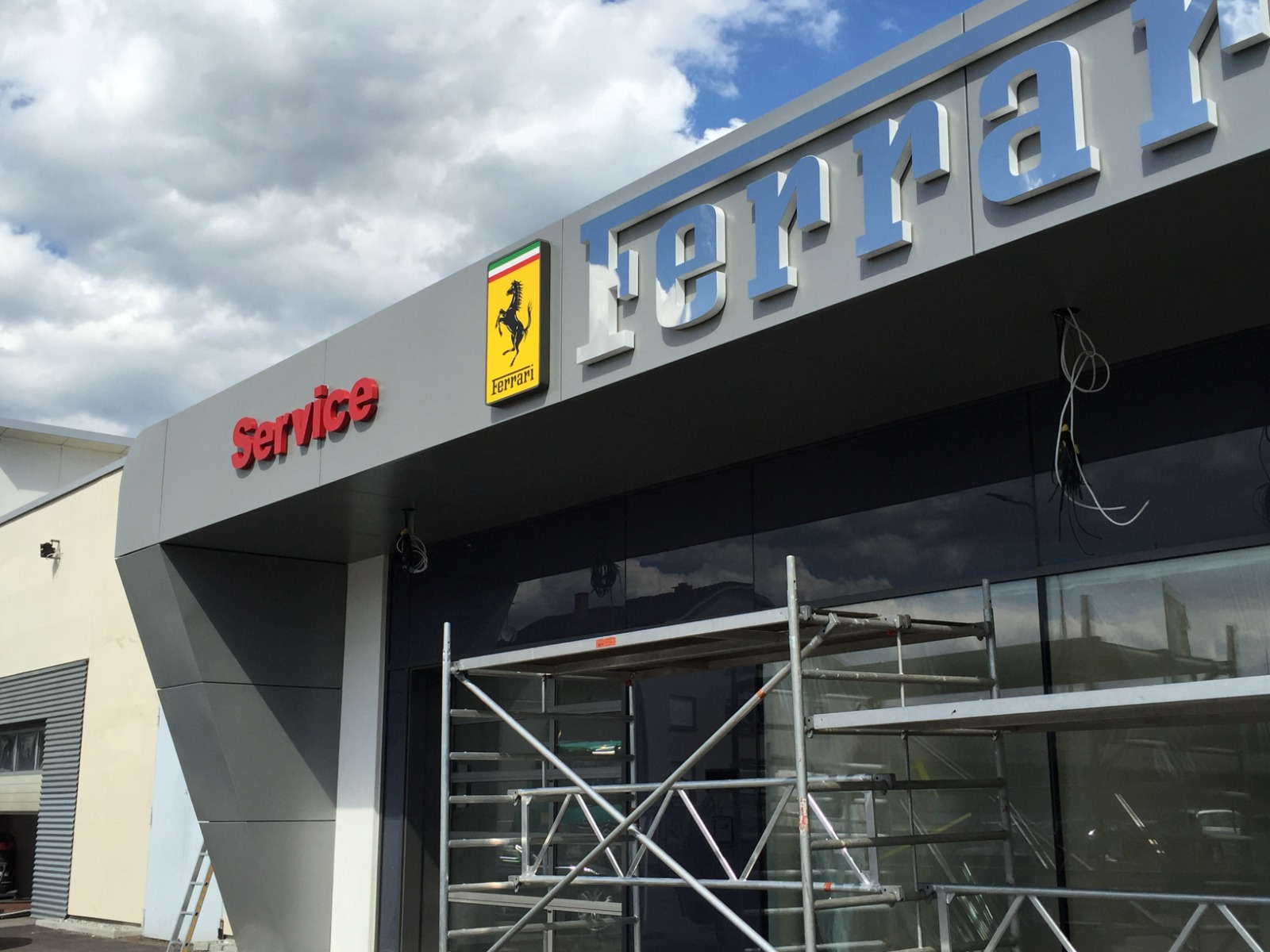 Aluminiumverkleidung für Ferrari Gohm